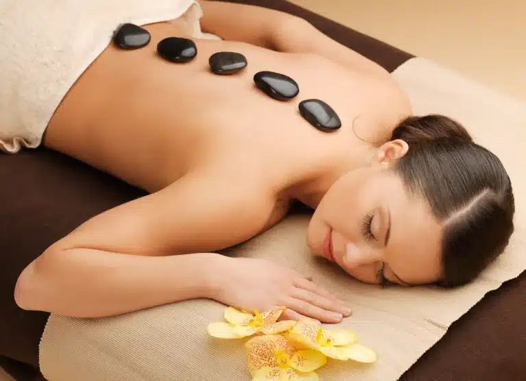 Hot Stone Massage 768x556 1