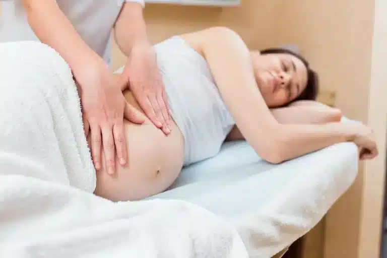 Pregnancy Massage 768x512 1